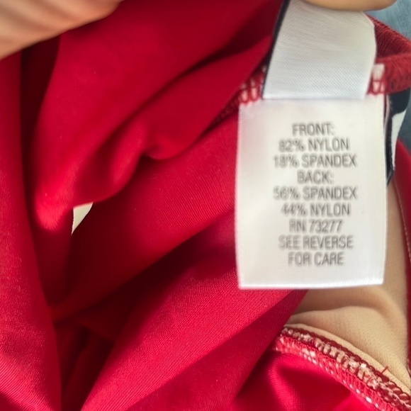 Croft & Barrow Swimsuit one piece slimming ruched size 12 - Picture 5 of 5